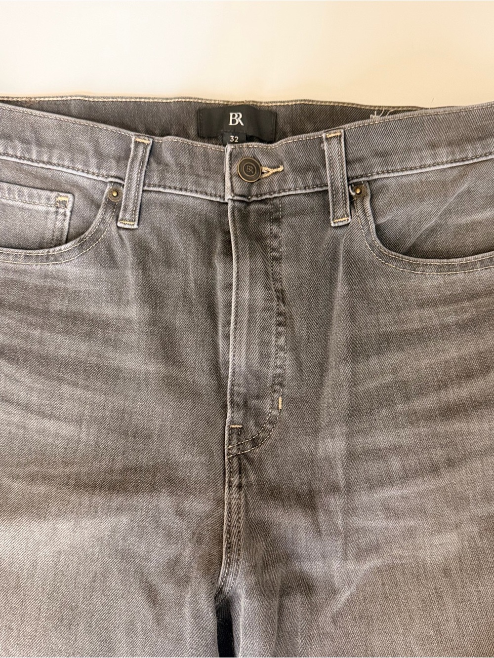 Banana Republic Gray Women’sSlim Straight Jeans - Size 32